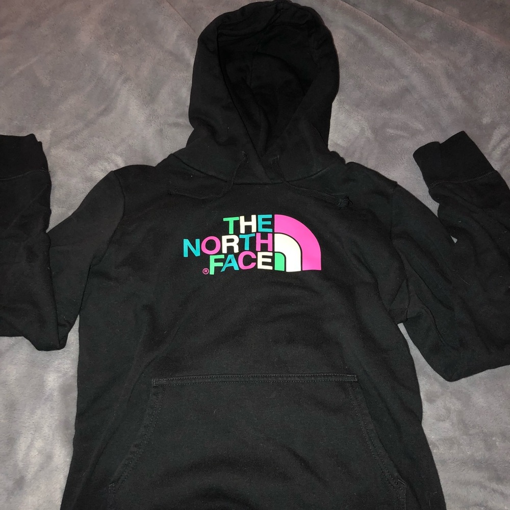 Women’s medium Northface hoodie